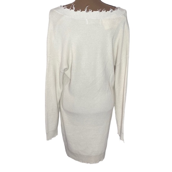 Forever 21 Plus ivory Frayed Sharkbite Sweater Dress size 0X (or regular sz 12) - Picture 3 of 12